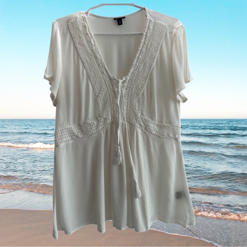 Torrid Boho Cream Lace Tunic Top – Size 0 – Short Sleeve Tie Front